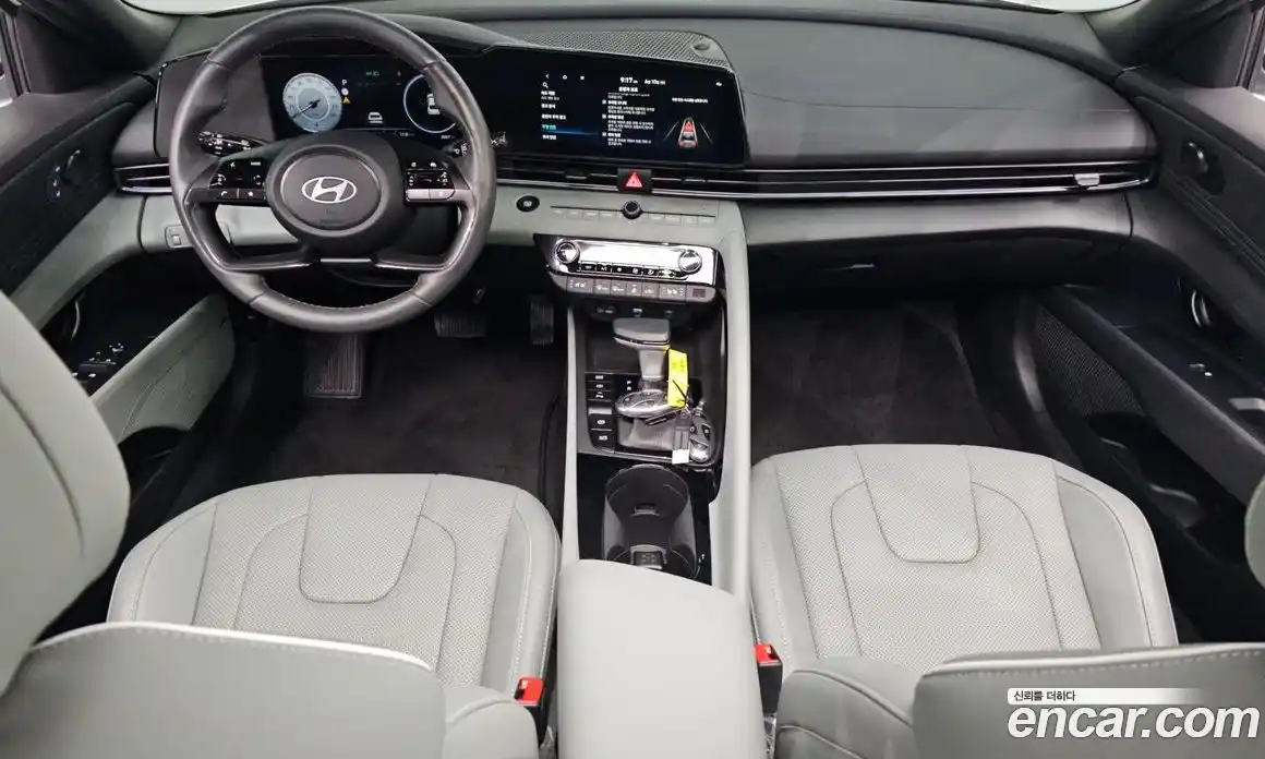 Hyundai Avante 2024 1.6 автомат (гидро), фото 9