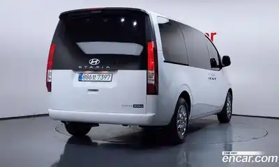 Hyundai Staria 2026 1.6 автомат (гидро), миниатюра 2