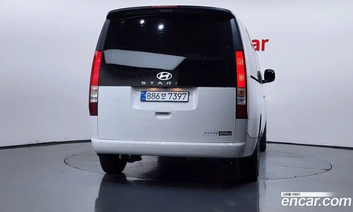 Hyundai Staria 2026 1.6 автомат (гидро), фото 4