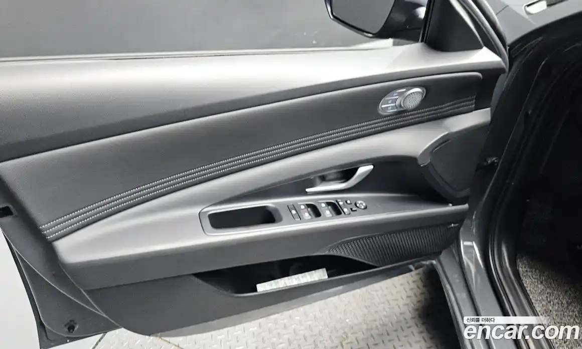 Hyundai Avante 2025 1.6 автомат (гидро), фото 13