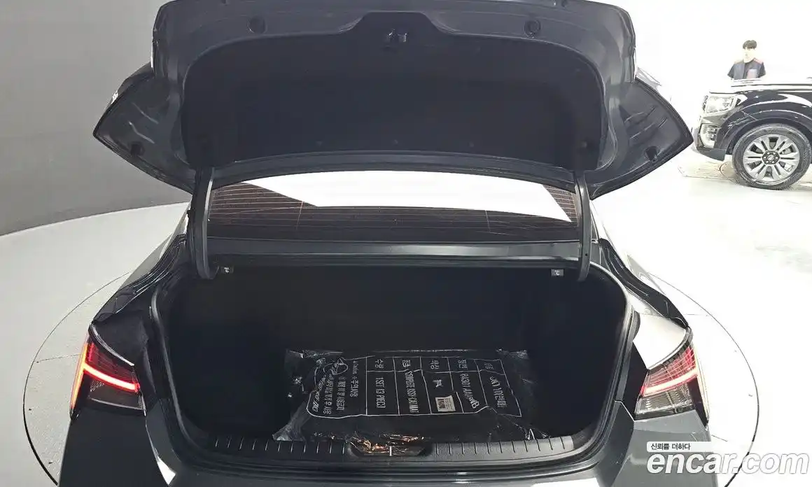 Hyundai Avante 2025 1.6 автомат (гидро), фото 25