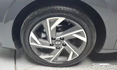 Hyundai Avante 2025 1.6 автомат (гидро), миниатюра 4