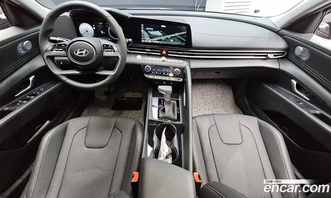Hyundai Avante 2025 1.6 автомат (гидро), фото 9
