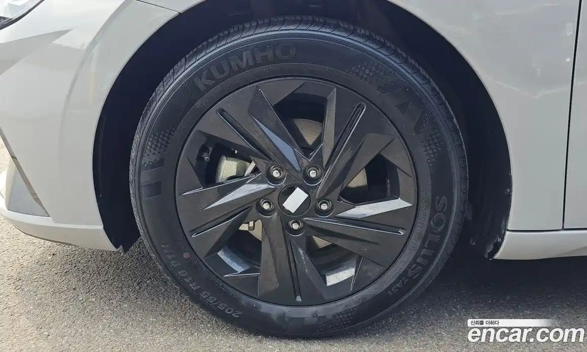 Hyundai Avante 2021 1.6 автомат (гидро), фото 5