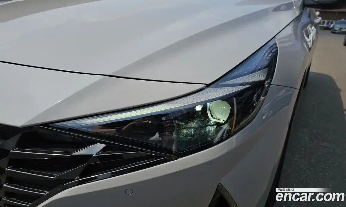 Hyundai Avante 2021 1.6 автомат (гидро), фото 8