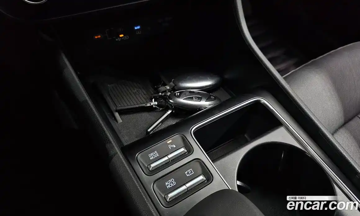 Hyundai Sonata 2025 2.0 автомат (гидро), фото 31