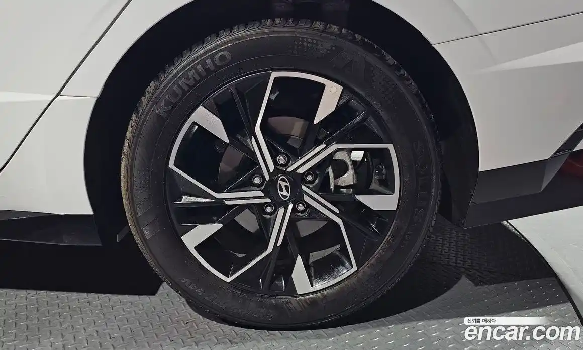 Hyundai Sonata 2025 2.0 автомат (гидро), фото 7