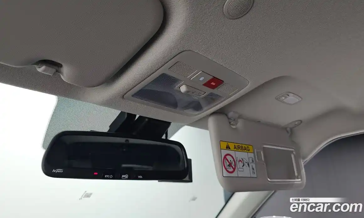 Hyundai Venue 2025 1.6 автомат (гидро), фото 26