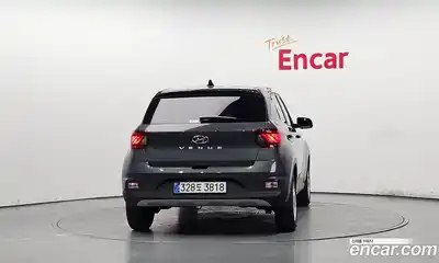 Hyundai Venue 2025 1.6 автомат (гидро), миниатюра 3