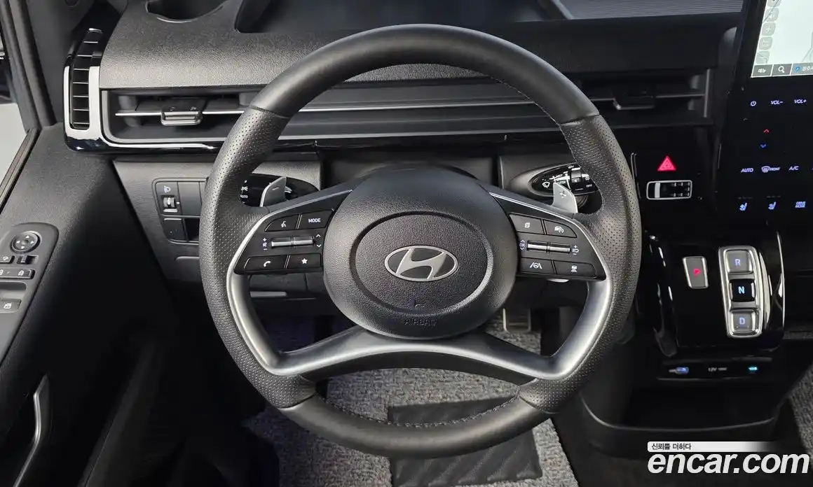 Hyundai Staria 2025 3.5 автомат (гидро), фото 19