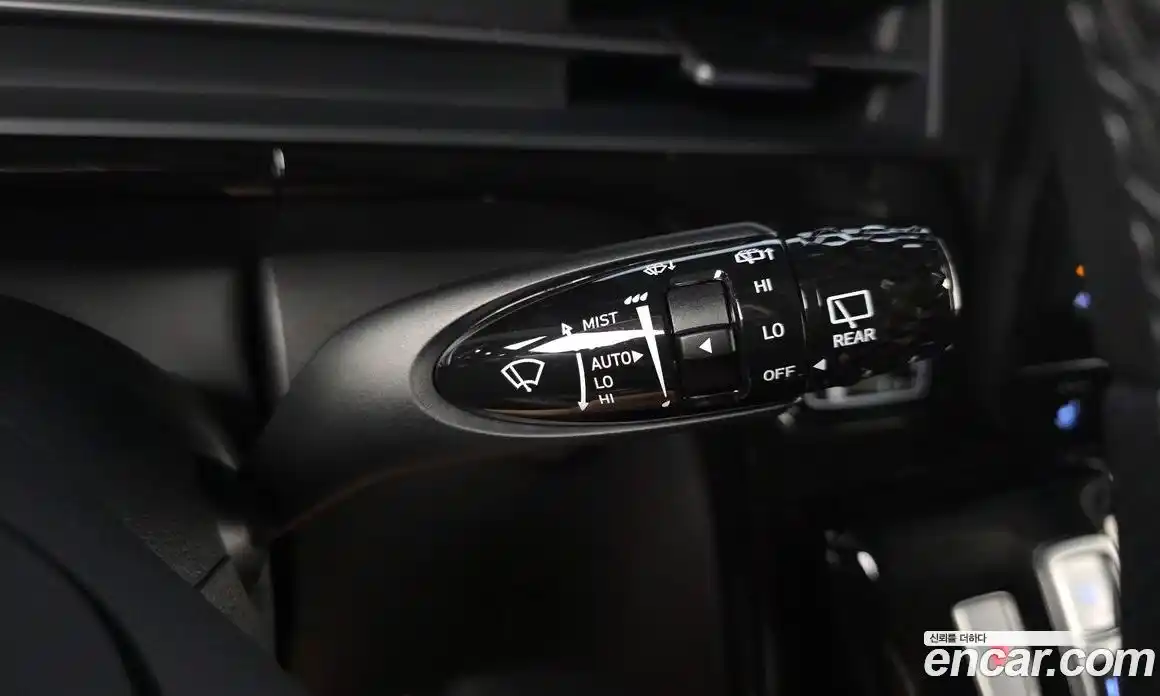 Hyundai Staria 2025 3.5 автомат (гидро), фото 25