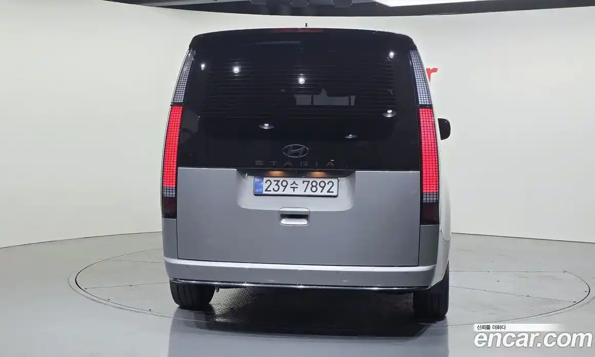 Hyundai Staria 2025 3.5 автомат (гидро), фото 4