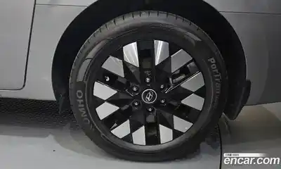 Hyundai Staria 2025 3.5 автомат (гидро), миниатюра 7