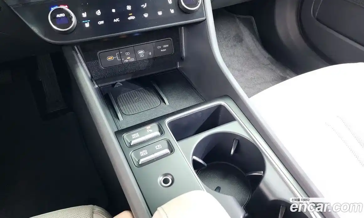 Hyundai Sonata 2025 1.6 автомат (гидро), фото 12
