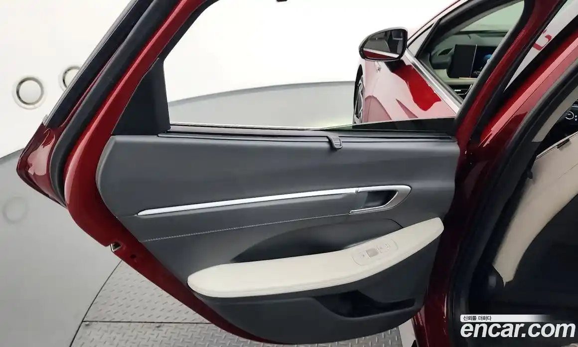 Hyundai Sonata 2025 1.6 автомат (гидро), фото 15