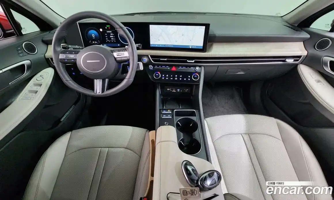 Hyundai Sonata 2025 1.6 автомат (гидро), фото 10