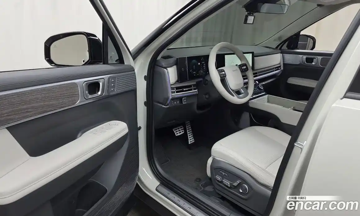 Hyundai Santa Fe 2025 1.6 автомат (гидро), фото 13