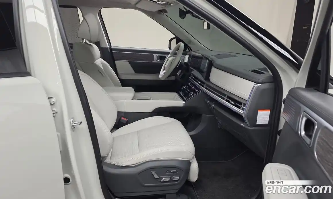Hyundai Santa Fe 2025 1.6 автомат (гидро), фото 17