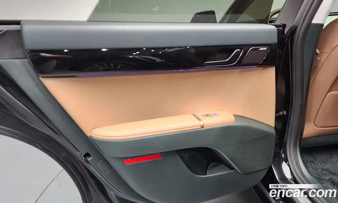 Hyundai Grandeur 2025 2.5 автомат (гидро), фото 14