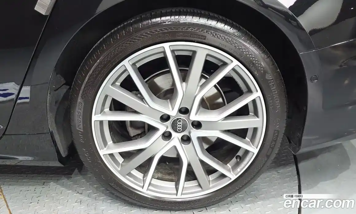 Audi A6 2022 3.0 автомат (гидро), фото 7