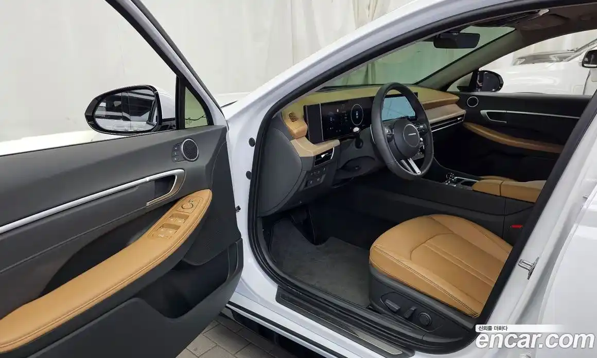 Hyundai Sonata 2025 1.6 автомат (гидро), фото 13