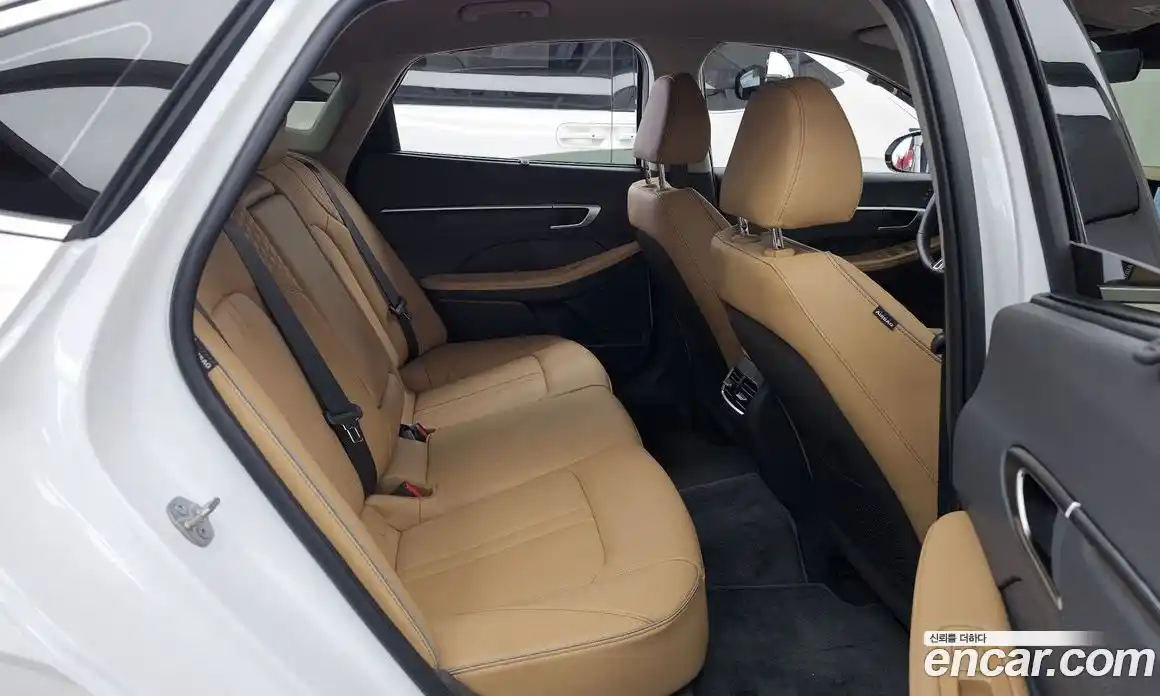Hyundai Sonata 2025 1.6 автомат (гидро), фото 18