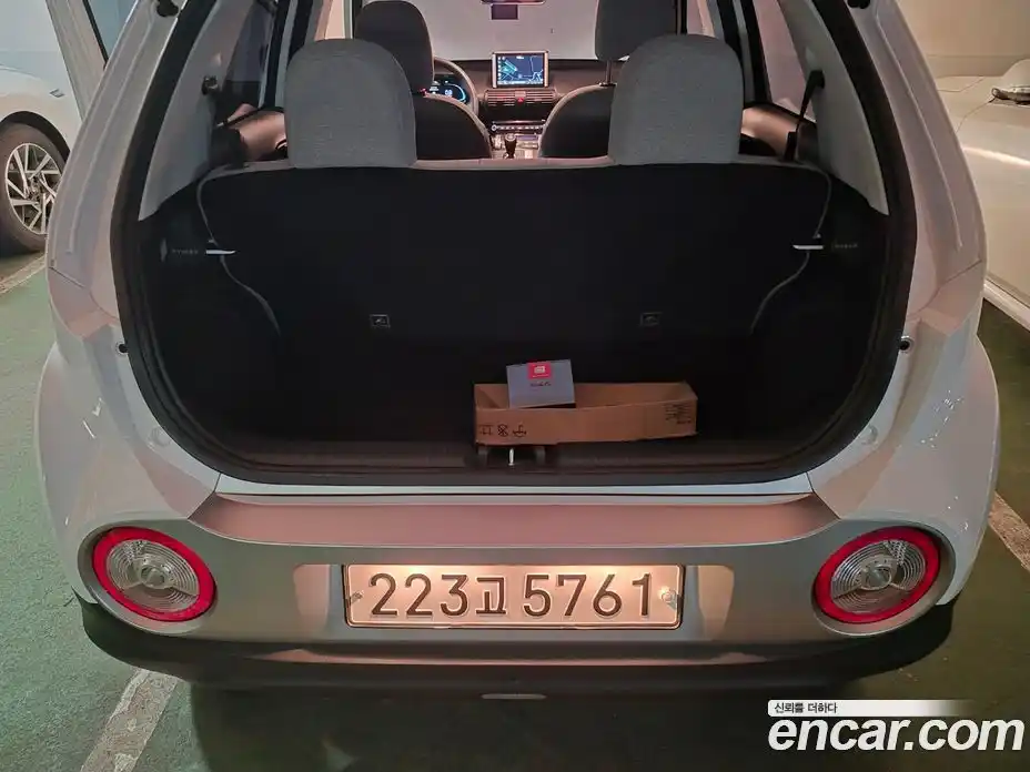 Hyundai Casper 2024 1.0 автомат (гидро), фото 13