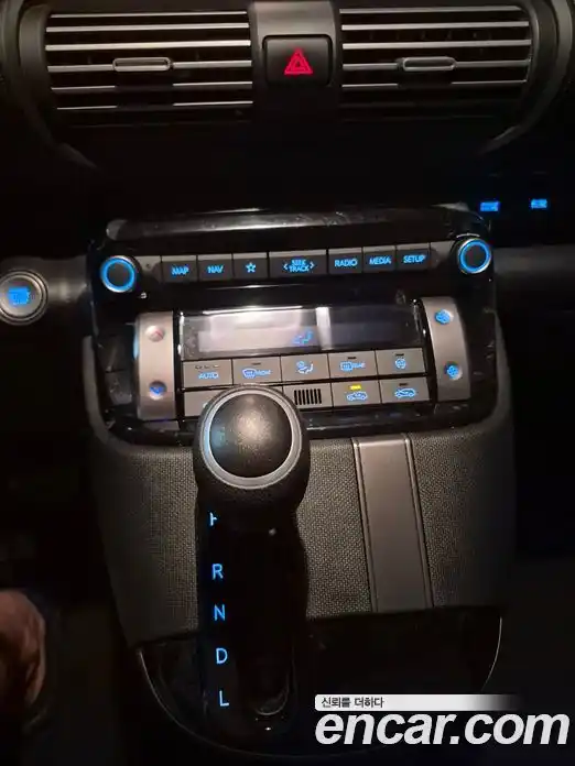 Hyundai Casper 2024 1.0 автомат (гидро), фото 9