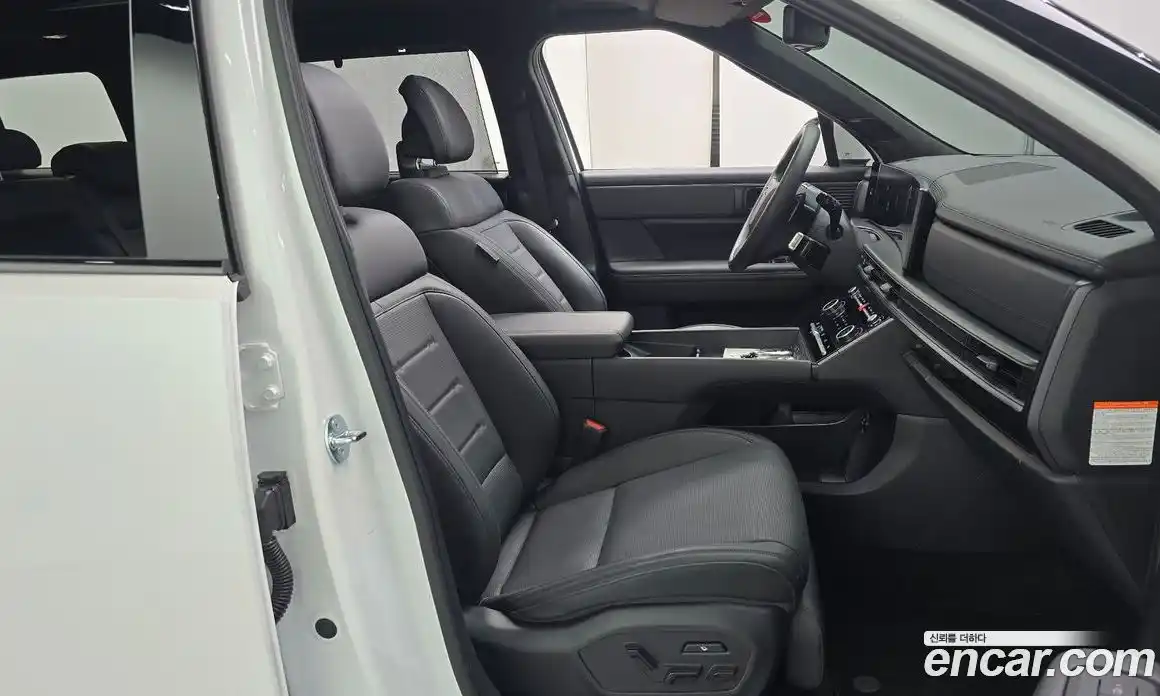 Hyundai Santa Fe 2024 1.6 автомат (гидро), фото 16