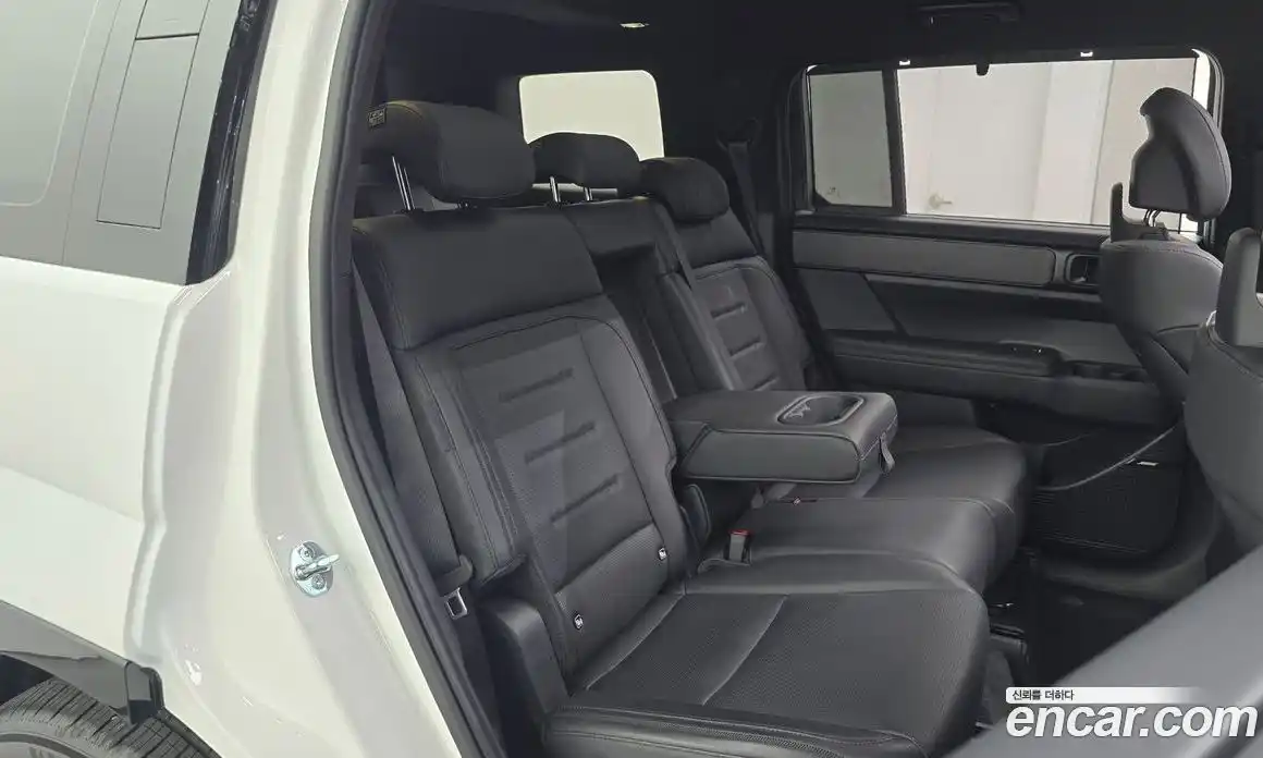 Hyundai Santa Fe 2024 1.6 автомат (гидро), фото 17