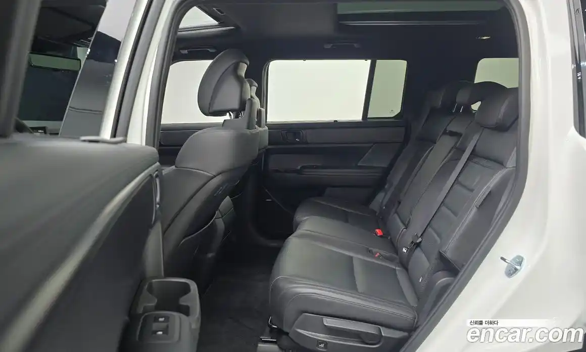 Hyundai Santa Fe 2024 1.6 автомат (гидро), фото 18