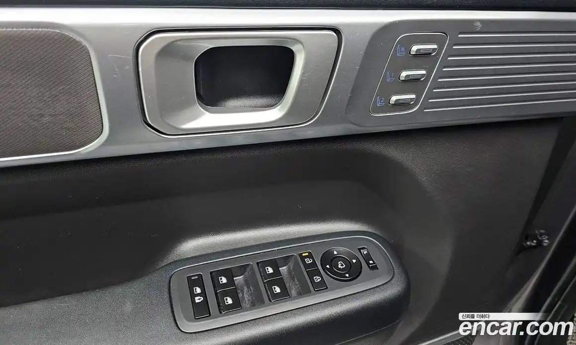 Hyundai Santa Fe 2024 2.5 автомат (гидро), фото 25