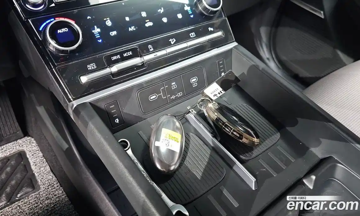 Hyundai Santa Fe 2024 2.5 автомат (гидро), фото 32