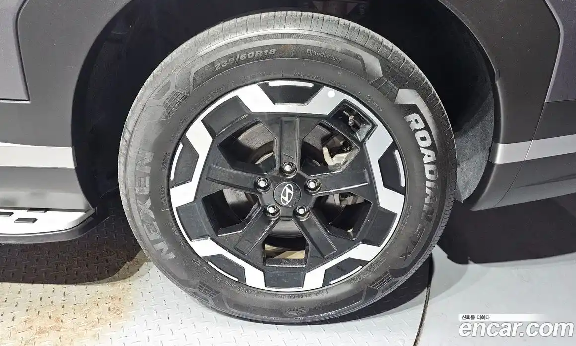 Hyundai Santa Fe 2024 2.5 автомат (гидро), фото 7