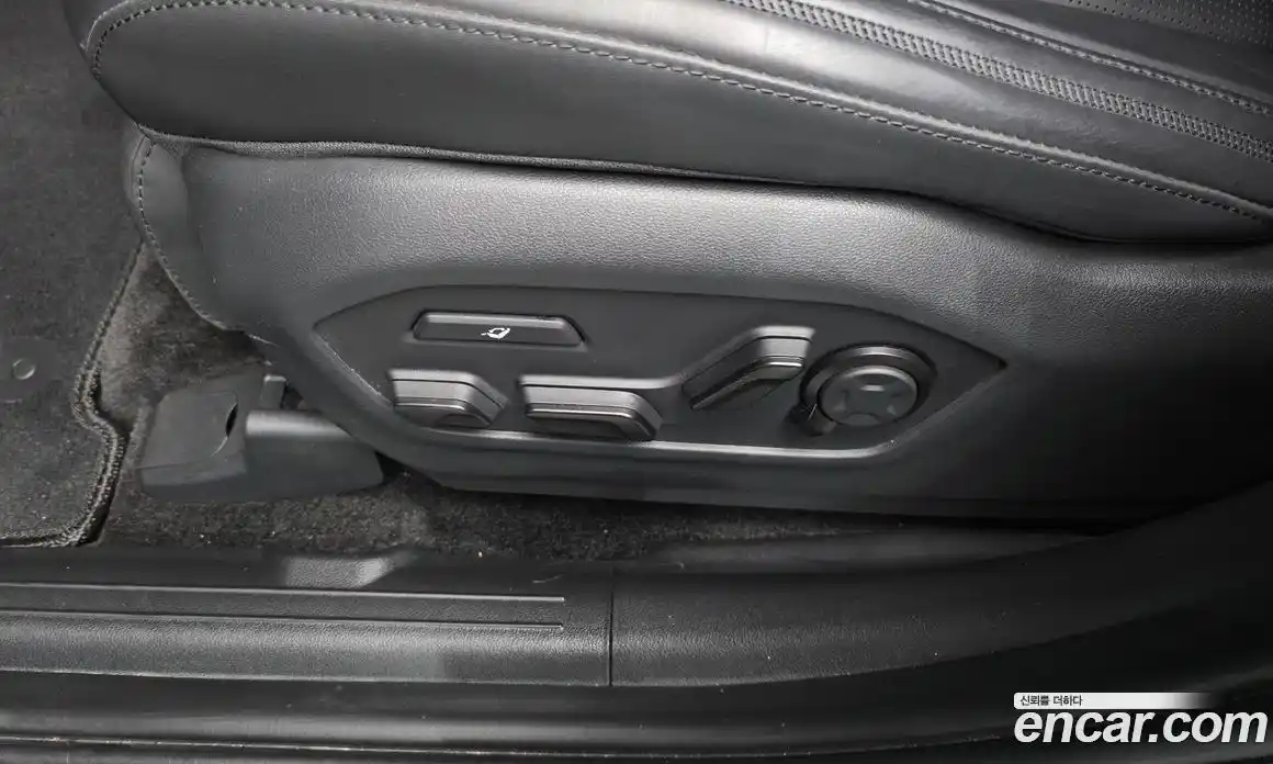 Hyundai Santa Fe 2025 2.5 автомат (гидро), фото 33