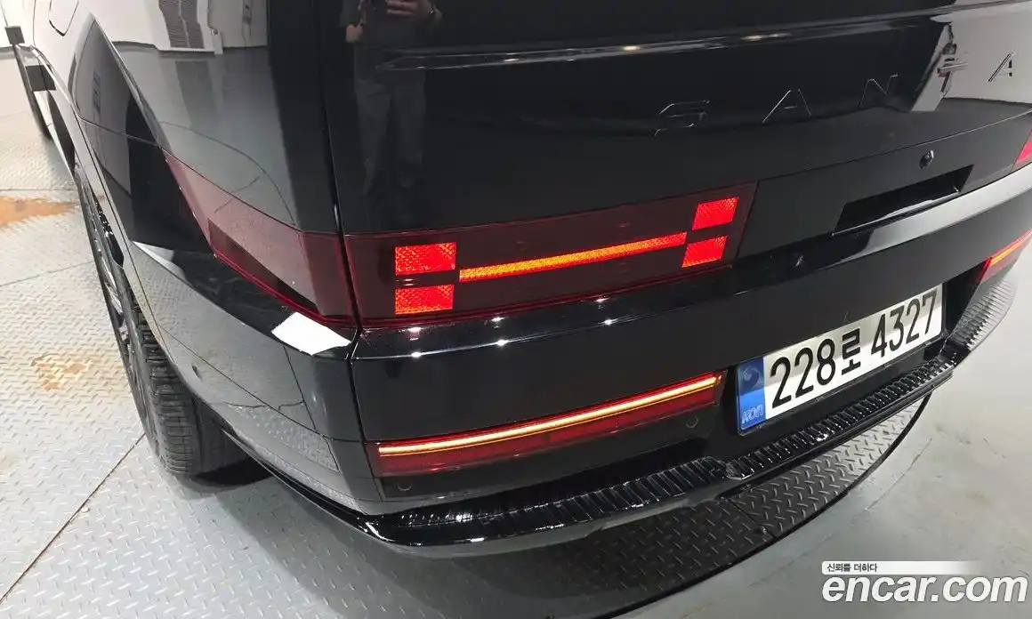 Hyundai Santa Fe 2025 2.5 автомат (гидро), фото 9