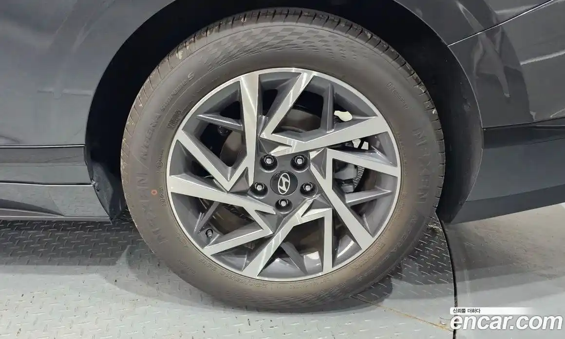 Hyundai Grandeur 2024 1.6 автомат (гидро), фото 7