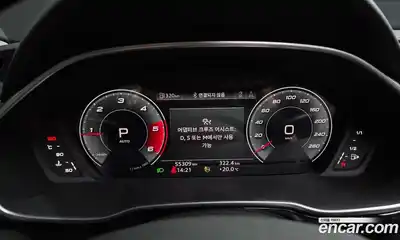 Audi Q3 2023 2.0 автомат (гидро), миниатюра 11