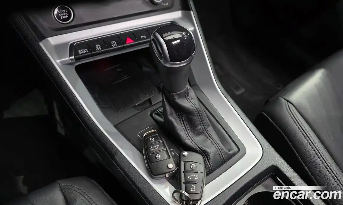 Audi Q3 2023 2.0 автомат (гидро), фото 12
