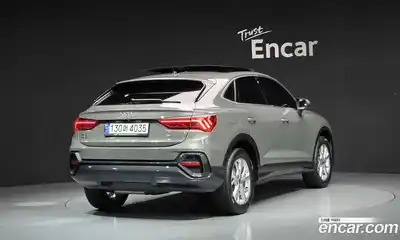 Audi Q3 2023 2.0 автомат (гидро), миниатюра 2