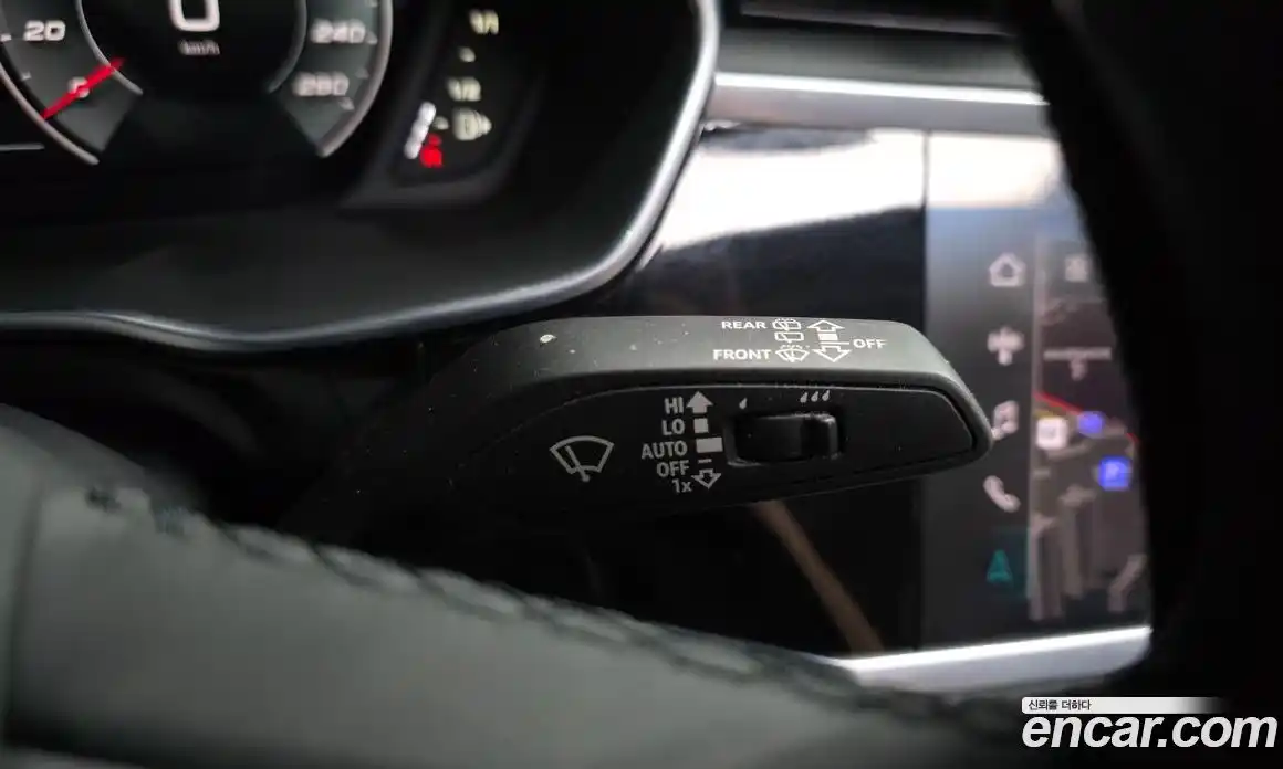 Audi Q3 2023 2.0 автомат (гидро), фото 28