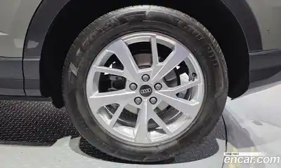 Audi Q3 2023 2.0 автомат (гидро), миниатюра 7