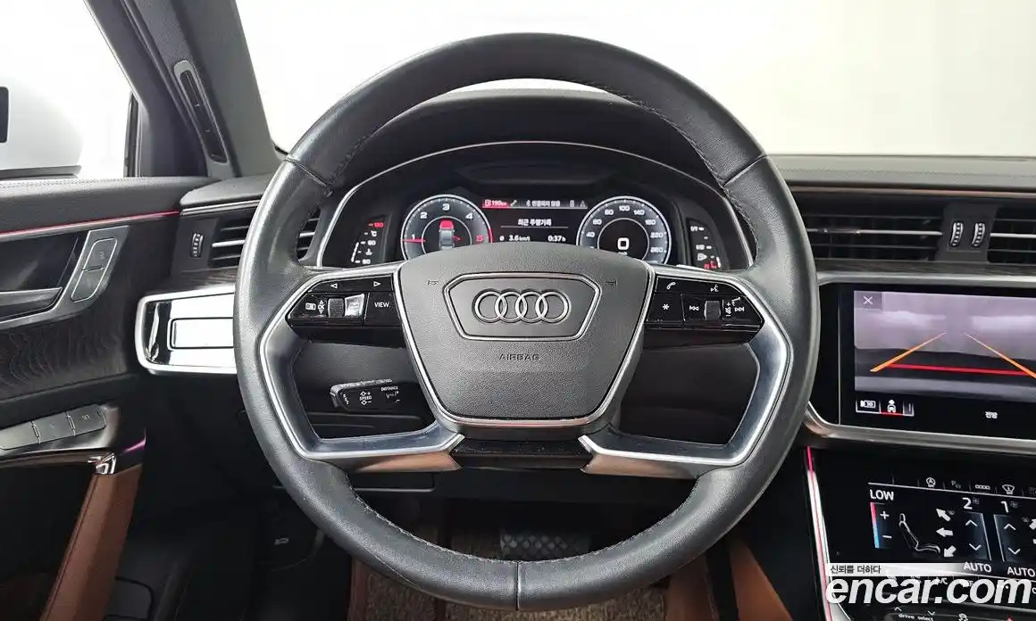 Audi A6 2023 2.0 автомат (гидро), фото 18