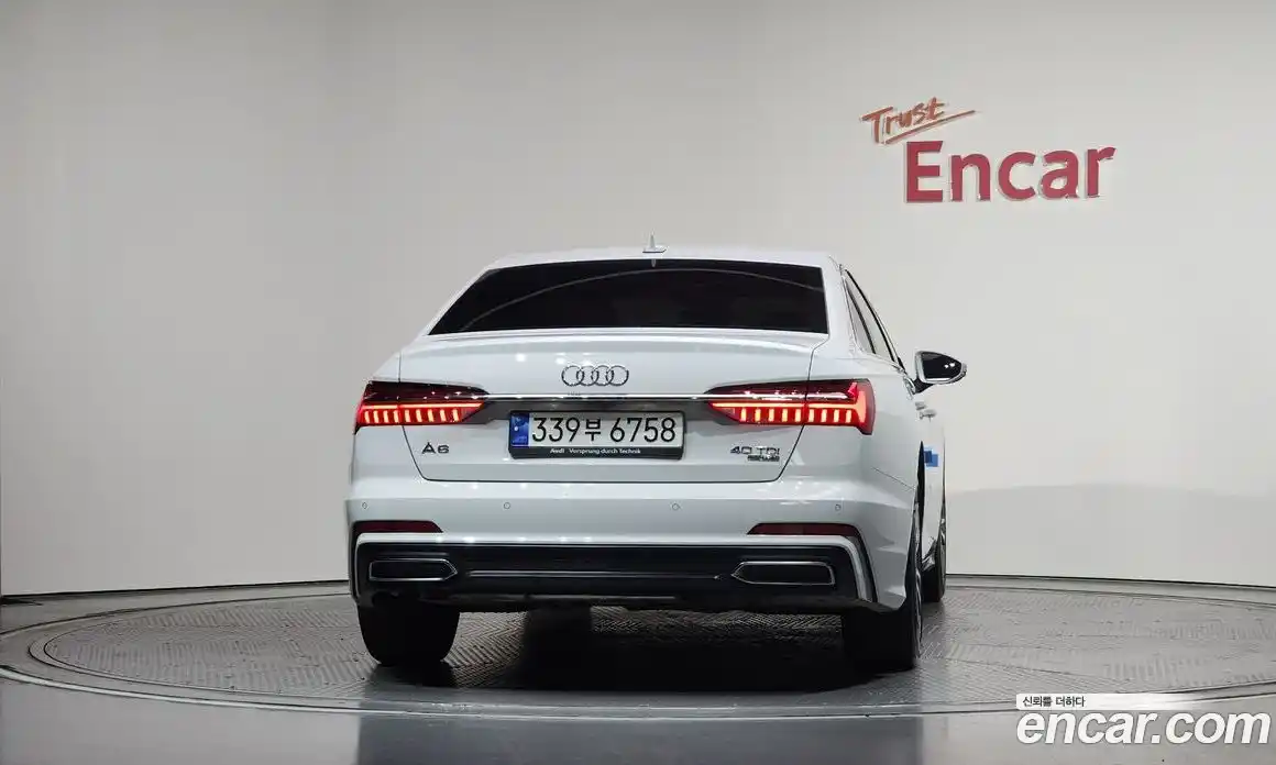 Audi A6 2023 2.0 автомат (гидро), фото 3