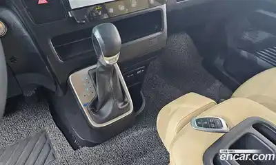 Hyundai Staria 2021 3.5 автомат (гидро), миниатюра 12