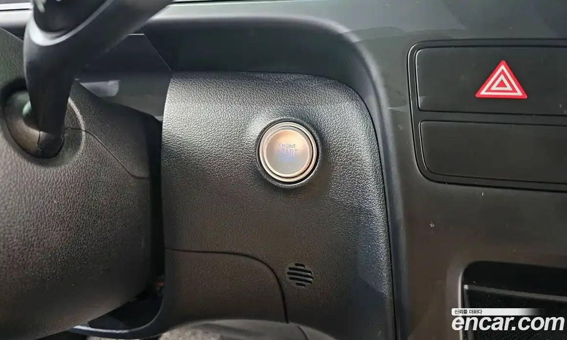 Hyundai Staria 2021 3.5 автомат (гидро), фото 24