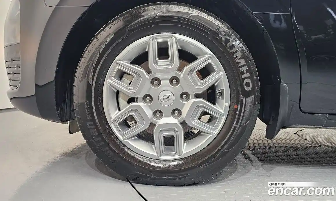 Hyundai Staria 2021 3.5 автомат (гидро), фото 5