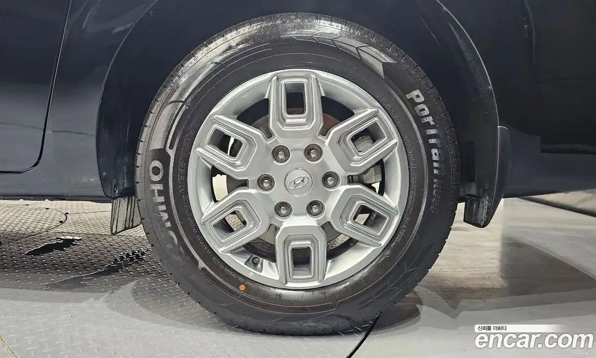 Hyundai Staria 2021 3.5 автомат (гидро), фото 7