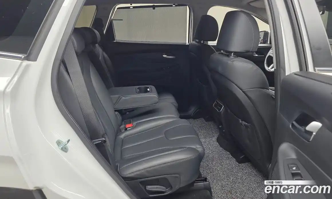 Hyundai Santa Fe 2022 2.2 автомат (гидро), фото 16