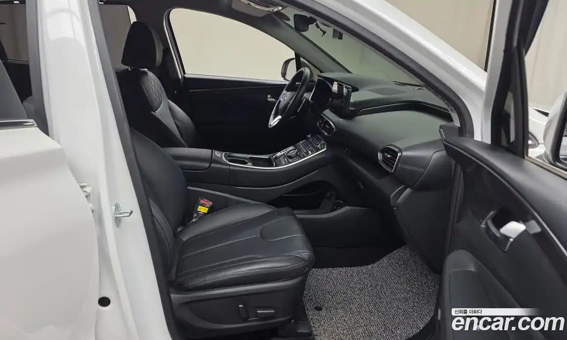 Hyundai Santa Fe 2022 2.2 автомат (гидро), фото 17